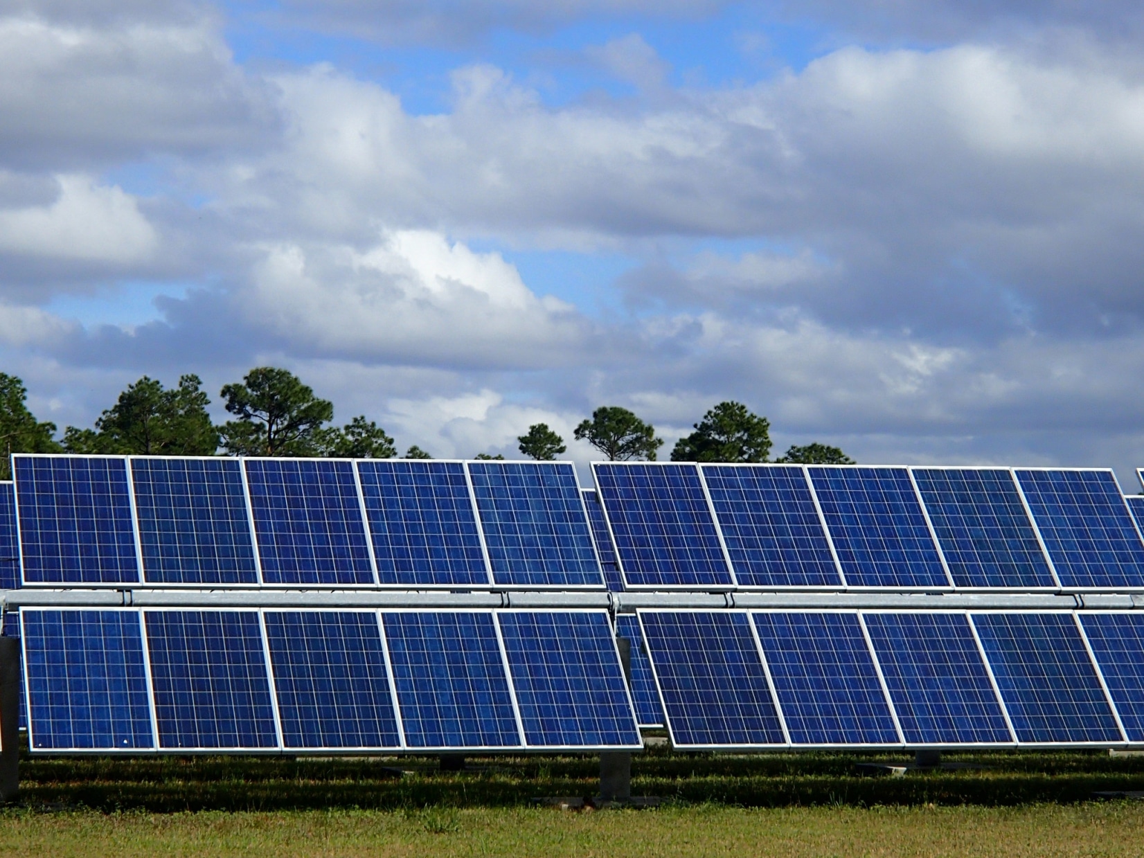 duke-energy-touts-solar-grants-to-north-carolina-schools-while-holding